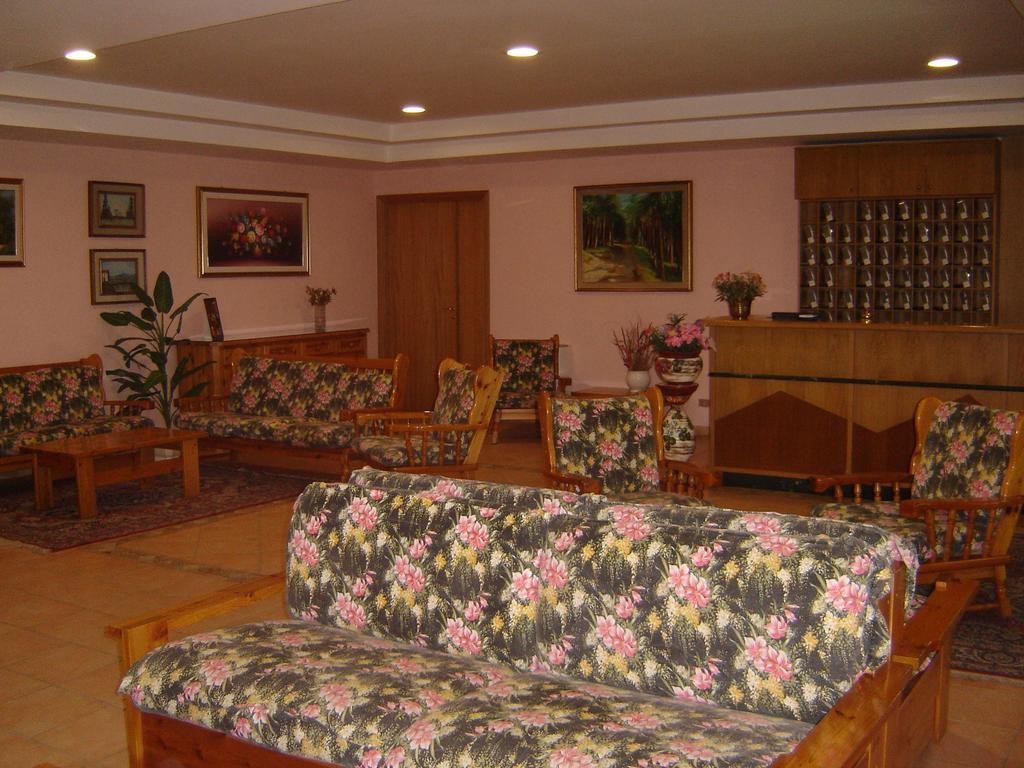 Hotel La Fattoria Camigliatello Silano Luaran gambar