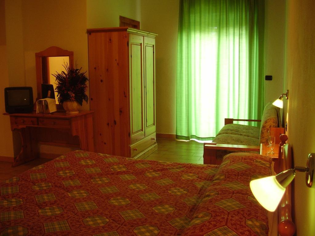Hotel La Fattoria Camigliatello Silano Bilik gambar