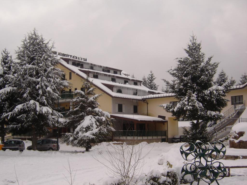 Hotel La Fattoria Camigliatello Silano Luaran gambar