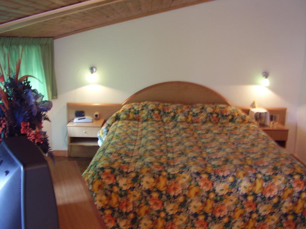 Hotel La Fattoria Camigliatello Silano Bilik gambar